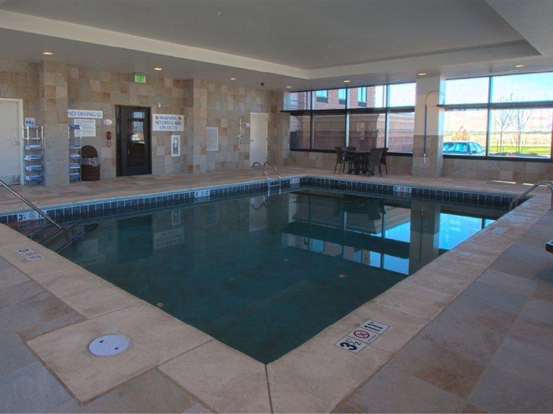Baymont By Wyndham Denver International Airport Exterior photo