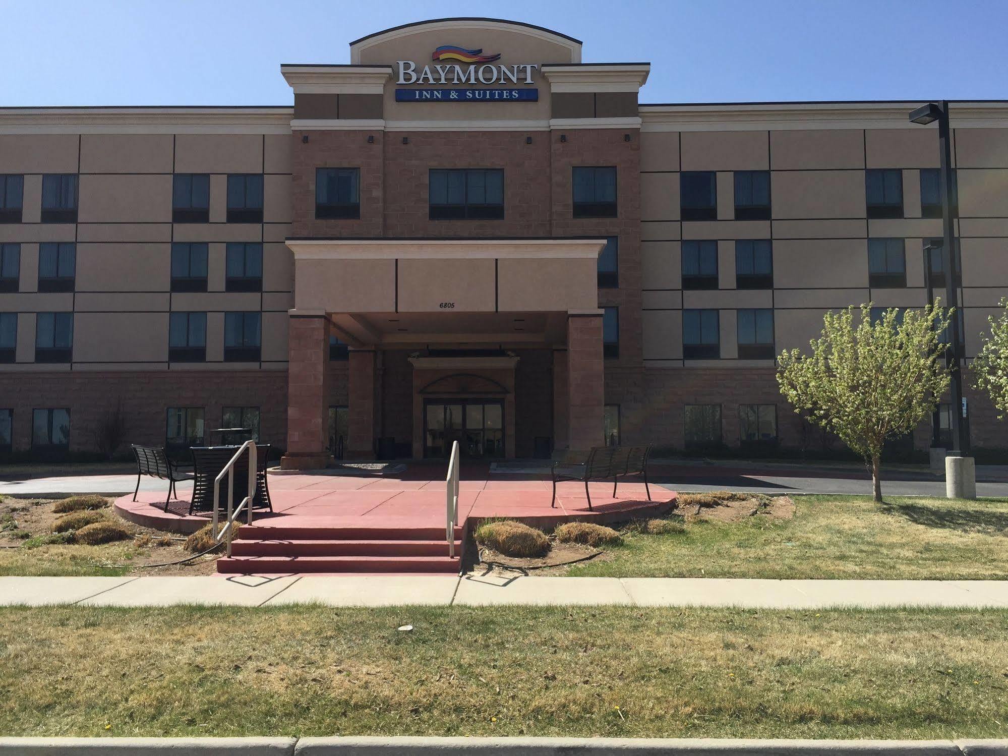 Baymont By Wyndham Denver International Airport Exterior photo